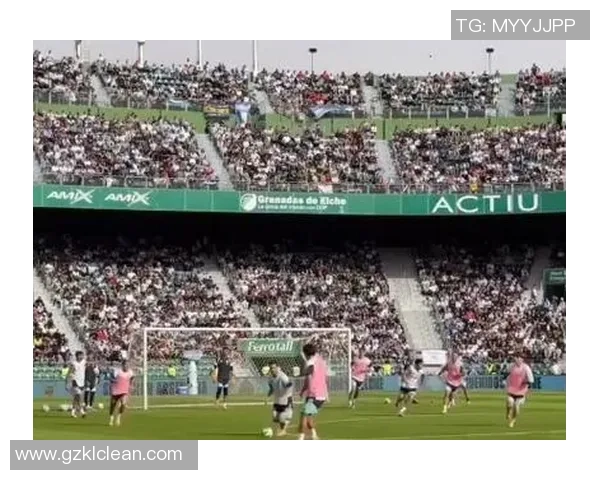 西安室内足球场全新体验打造热情运动氛围助力球迷畅享足球乐趣